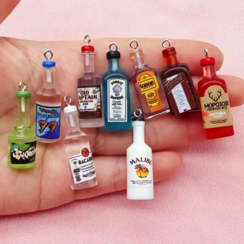 11個入り ミニシミュレーションレジン 3Dペンダント イヤ - Resin のレビューと価格