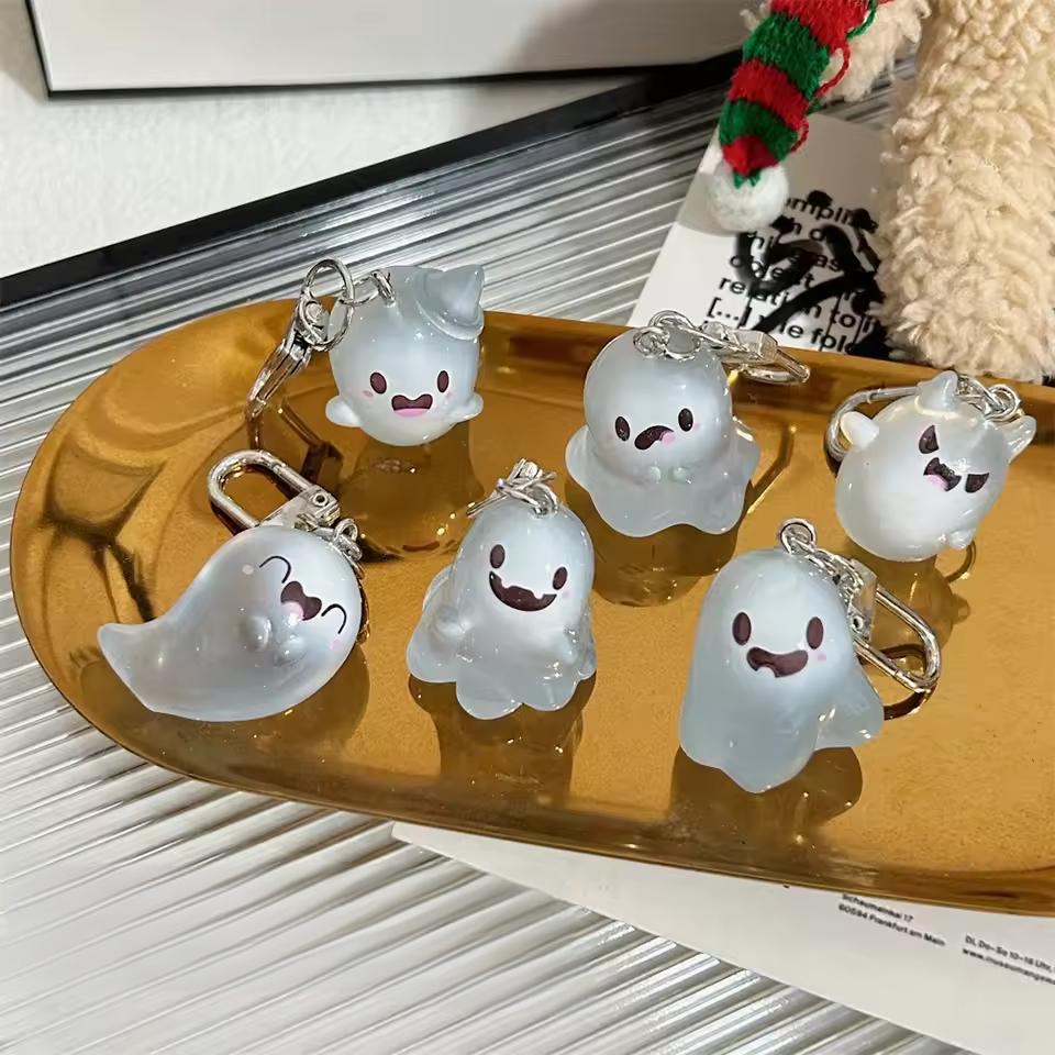 ハロウィンゼリーゴーストキーホルダー、立体漫画蓄光エルフペン - Resin のレビューと価格
